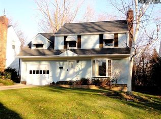 1531 Lyndhurst Rd, Lyndhurst, OH 44124