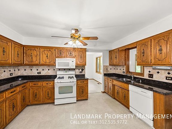 2nd image of 14518 S Golden Oak Dr