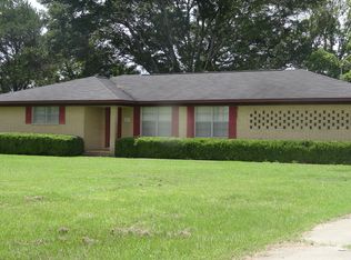 283 Hyma Poppell Loop, Odum, GA 31555