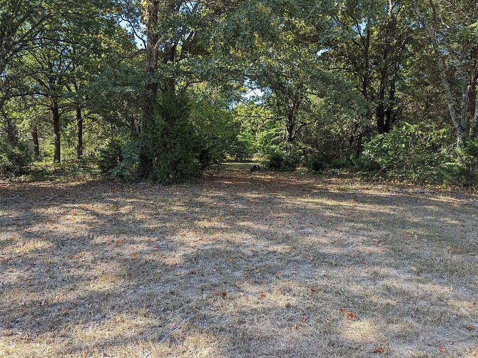 1st image of 105 Forest Ln