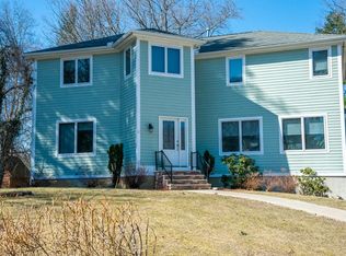 11 Belleview Ave, Middleton, MA 01949