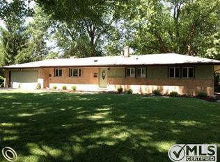 3020 Middlebury Ln, Bloomfield Hills, MI