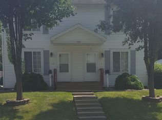 1006 W Mill St, Bloomington, IL