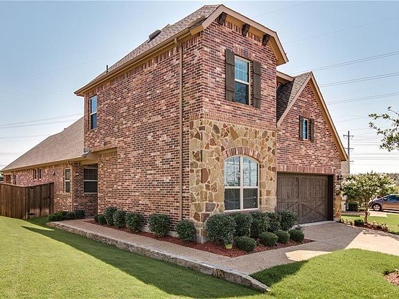 2nd image of 225 Vagon Castle Ln