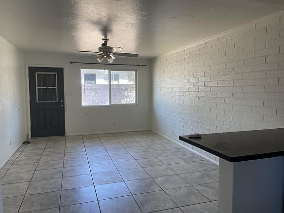 4th image of 9816 N 15th St APT 2