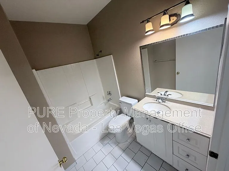 7230 Indian Creek Ln #104 — Photo 26