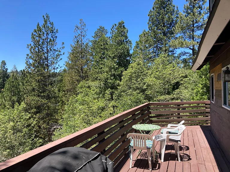 676 Grass Valley Rd — Photo 7