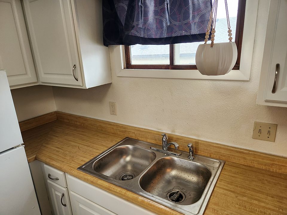 Kitchen new sink/faucet