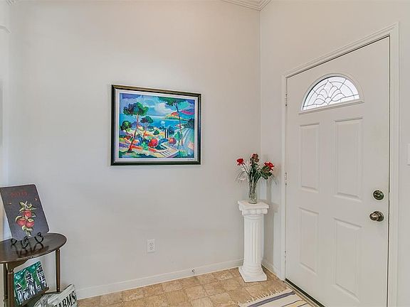 4th image of 10943 Redstone Ct