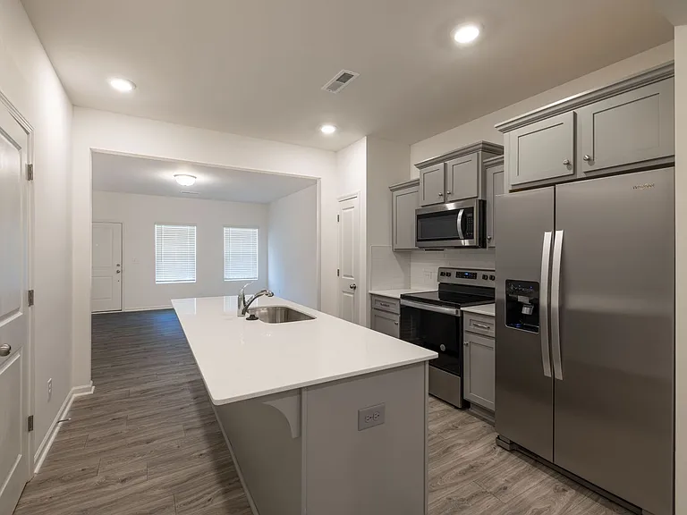 1365 Darlington Dr — Photo 6