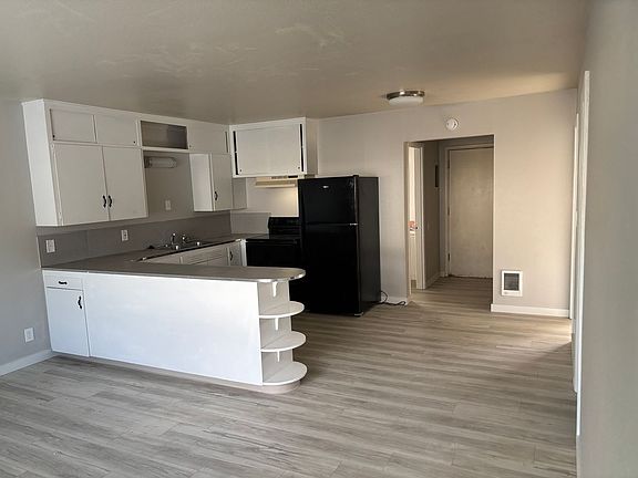 2nd image of 1311 6th St NW #1315