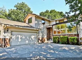 8 Pine Grove Ct, Walnut Creek, CA 94597