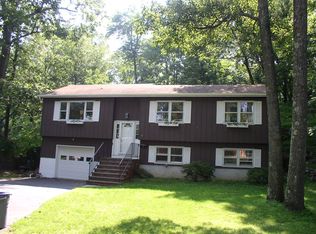 5 Summit Ter, Sparta, NJ 07871