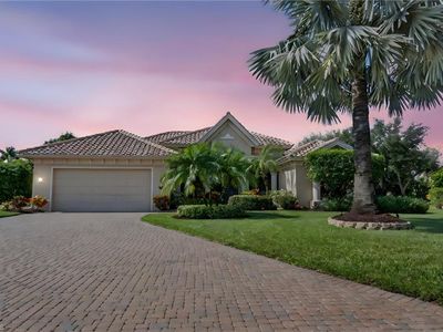 990 Tivoli CT, Naples, FL, 34104