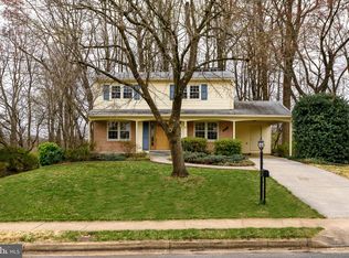 6912 Sydenstricker Rd, Springfield, VA 22152