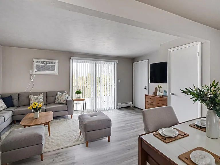 Meadow View East — Photo 45