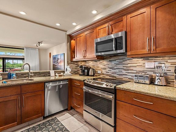 4th image of 2560 Kekaa Dr Unit F202