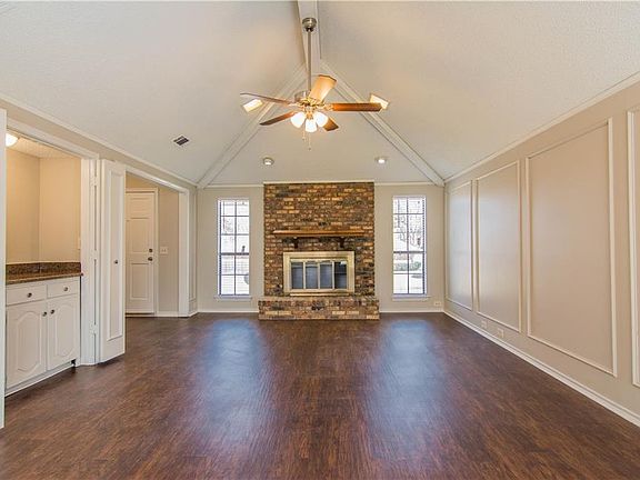 4th image of 3125 Honeydew Dr