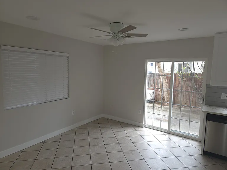 751 S Arizona Ave — Photo 29