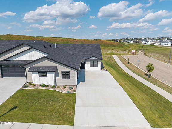 4th image of 1914 Prairie Hawk Dr