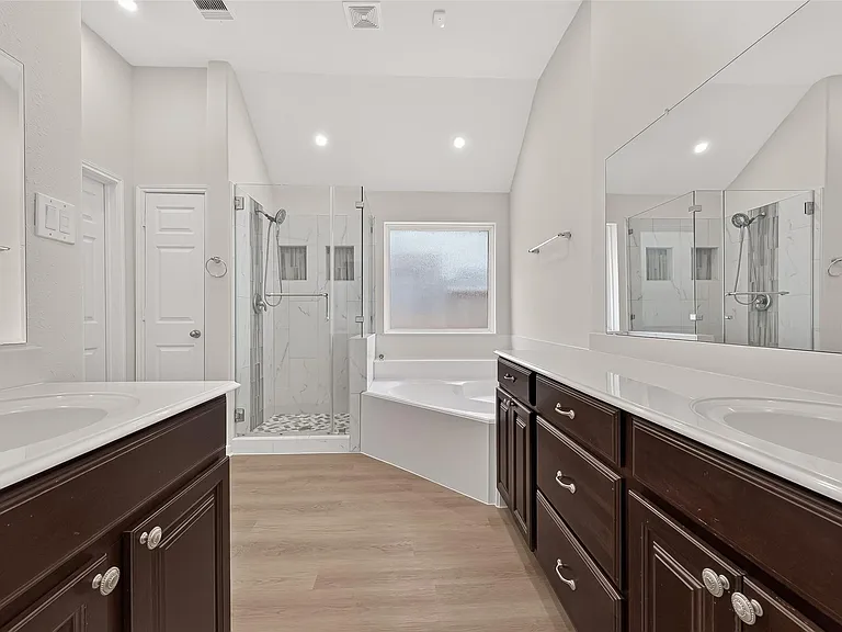 5607 Granite Falls Ln — Photo 40