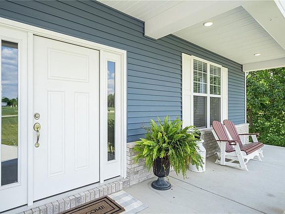 4th image of 13933 Lake Estates Dr