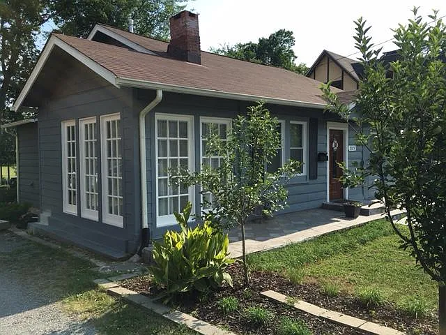 2125 Blair Blvd — Photo 2