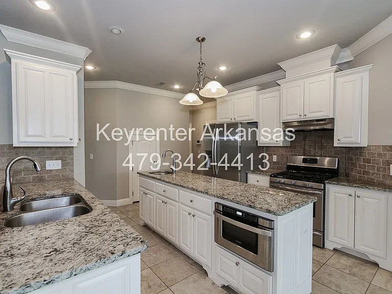 3805 Gemstone Blvd — Photo 7
