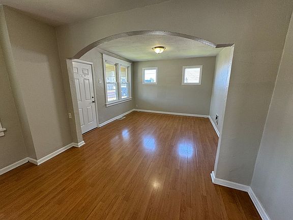 2nd image of 9436 S Broadway St