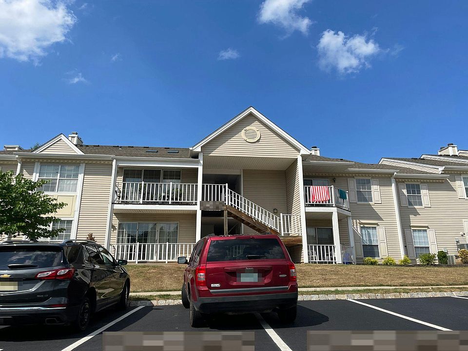 1st image of 3003 Doolittle Dr