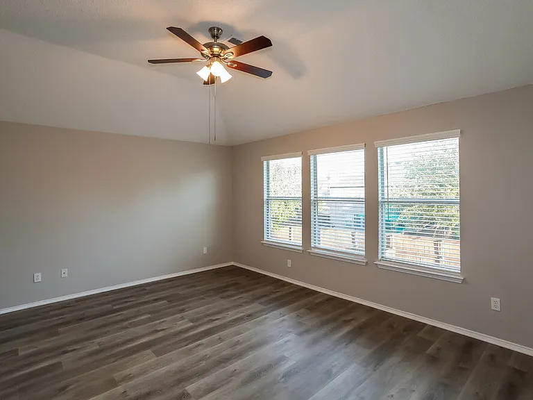 3405 Star Ranch Ct — Photo 9