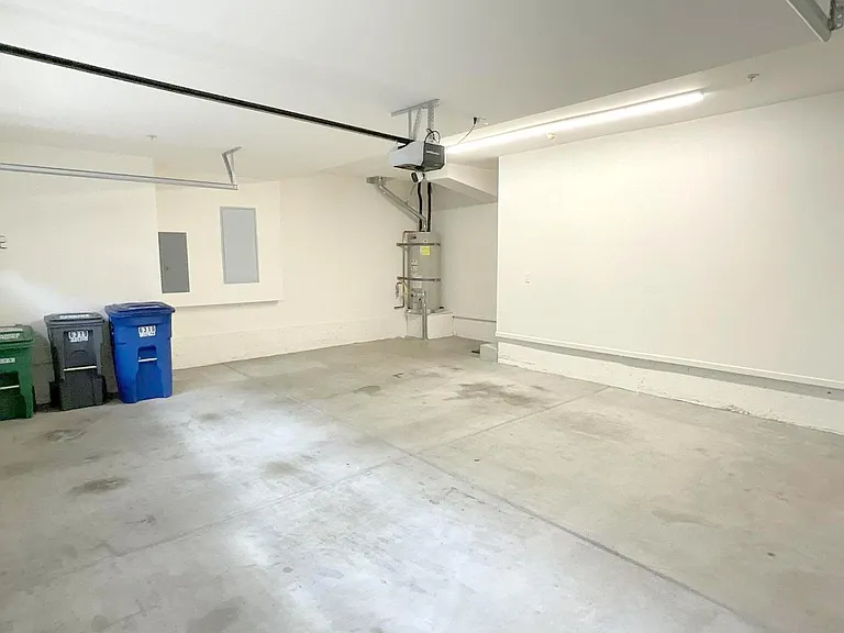 6319 Byron Ln — Photo 36