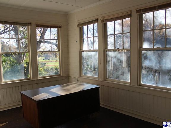 2nd image of 531 E Carolina Ave
