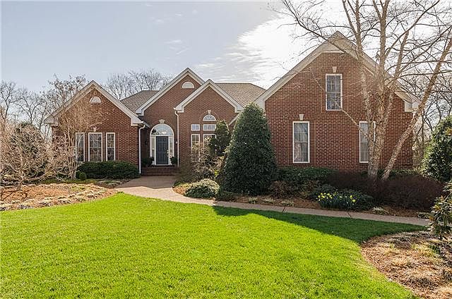 1st image of 1117 Willow Lake Dr
