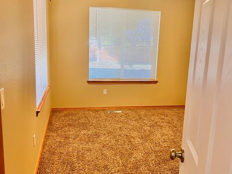 7181 Radius Loop SE — Photo 13