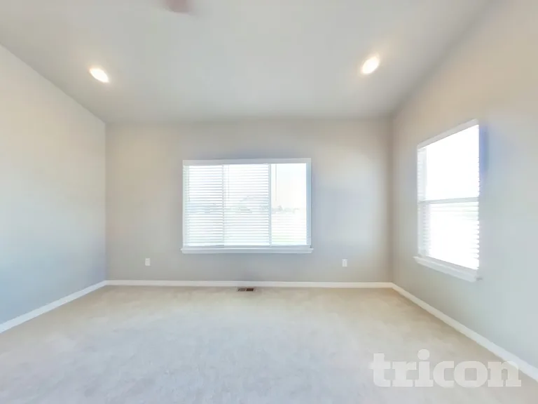 1804 Ruddlesway Dr — Photo 7