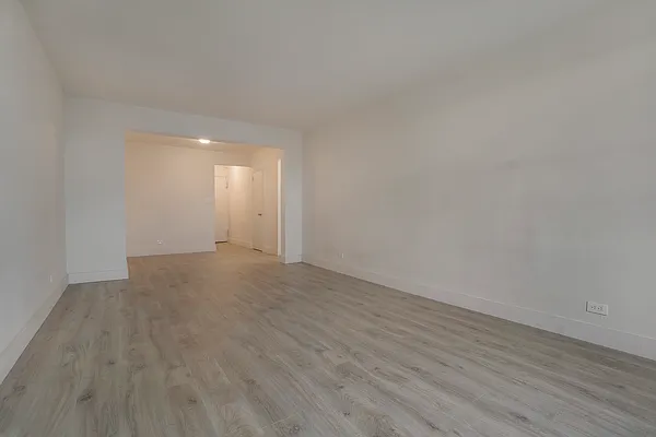 Rented by Algin Management | media 7