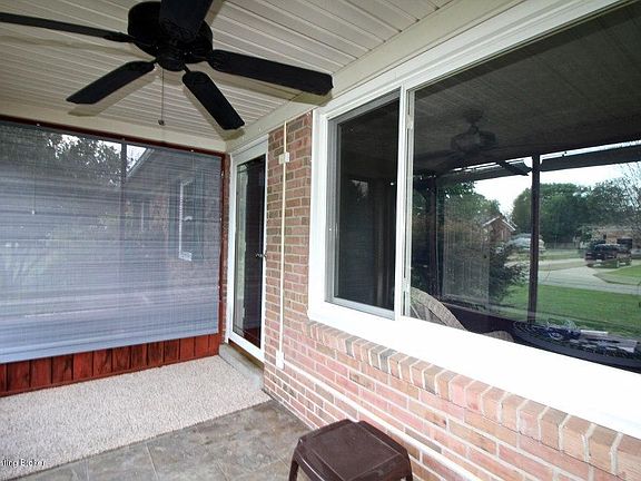 5th image of 221 Audubon Ln