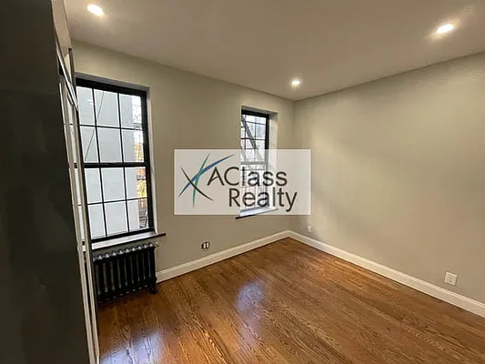 Rented by A Class Realty Corp | media 20