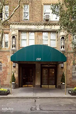 Rented by Sotheby's International Realty | media 27