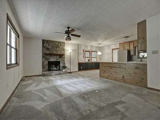 3rd image of 4047 Tutwren Ct NE