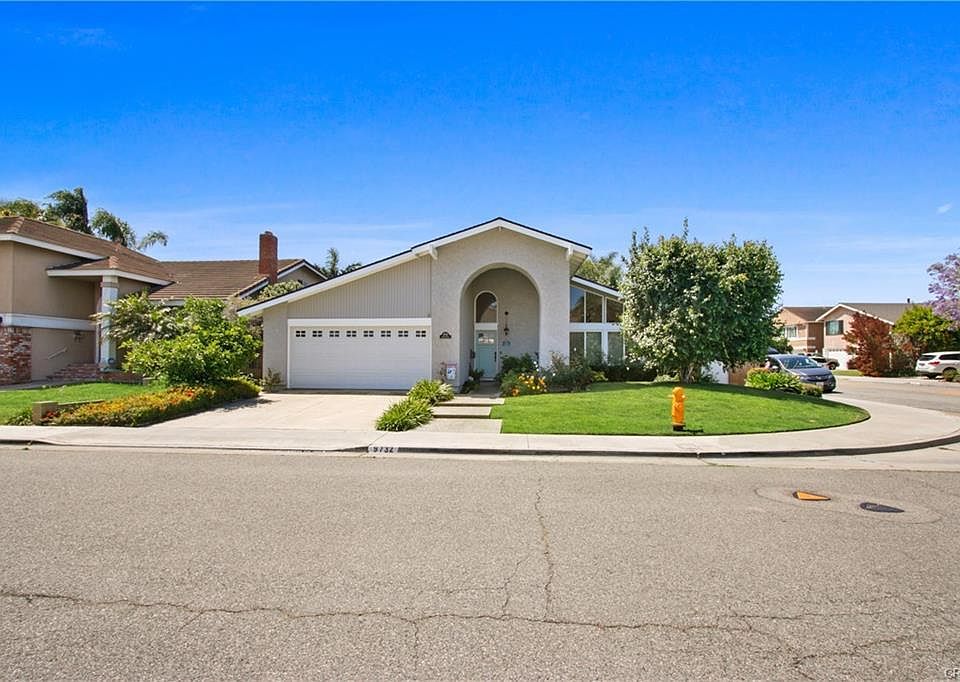 1st image of 9732 Cathay Cir
