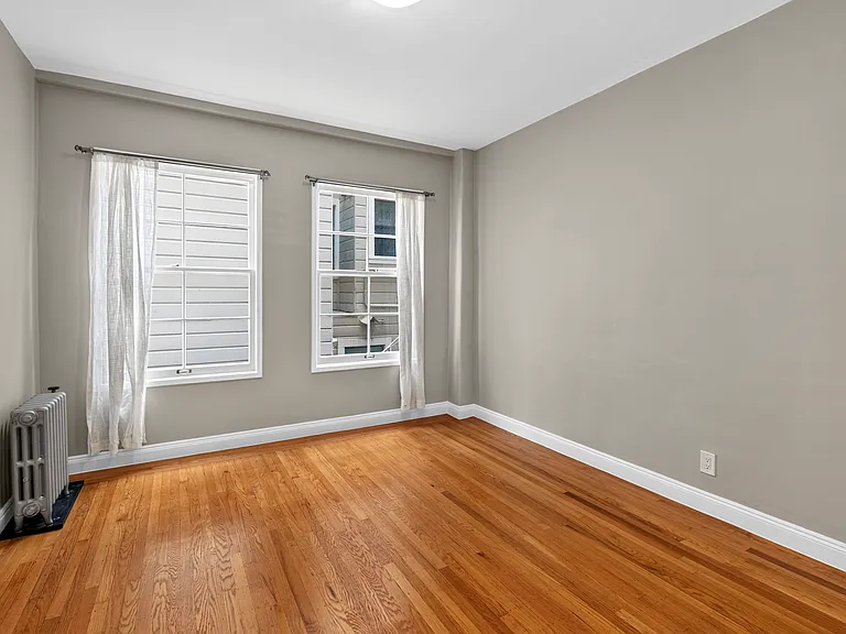 300 16th Avenue — Photo 14