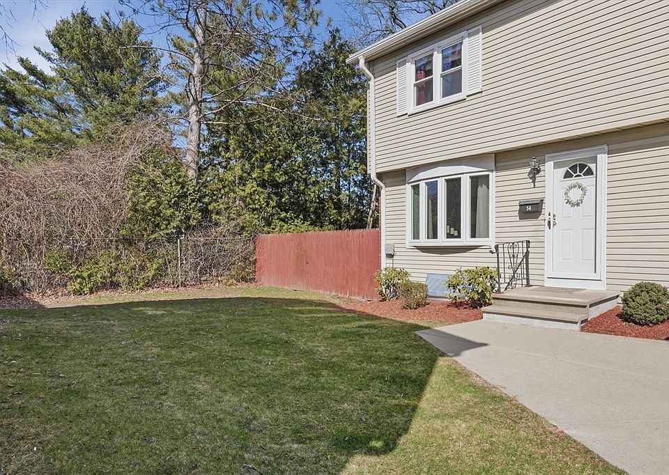 1st image of 54 Yorktown Ct #54