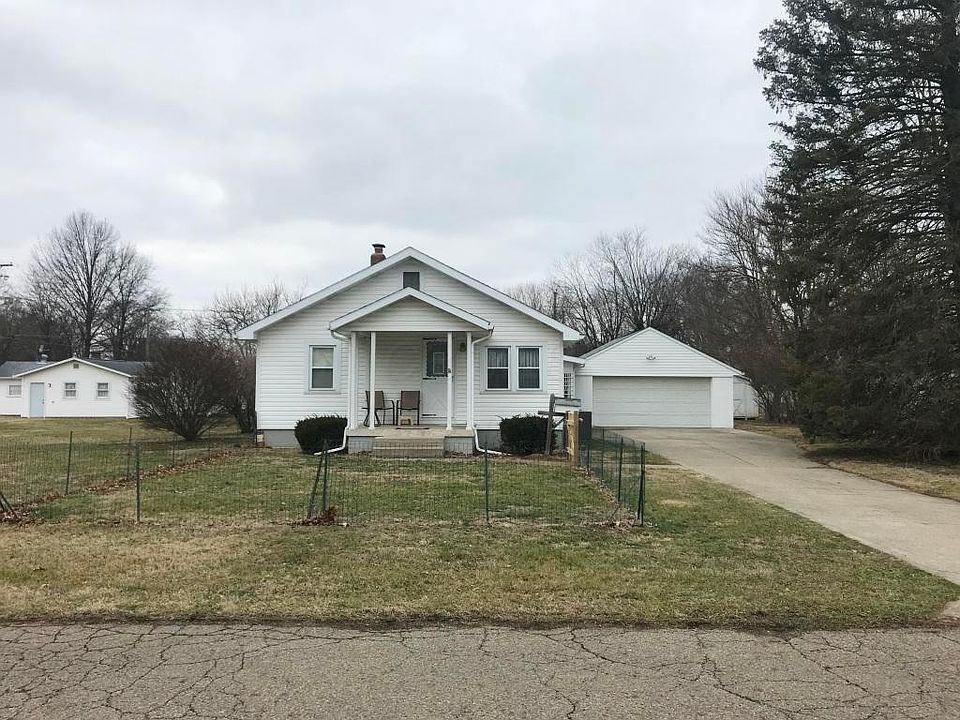 1st image of 109 S 32nd St