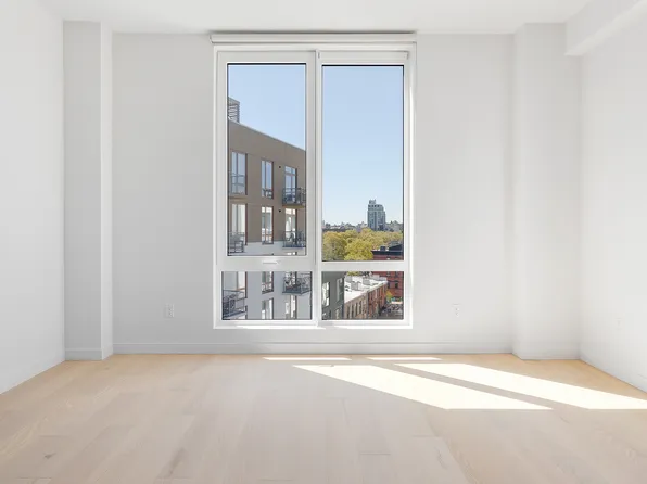 8 Marcy Avenue image 4 of 15