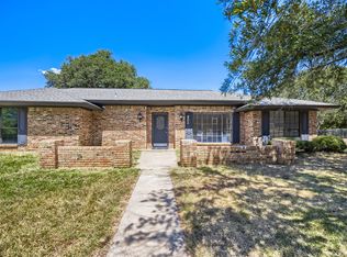 2185 Jana Ln, Burleson, TX 76028