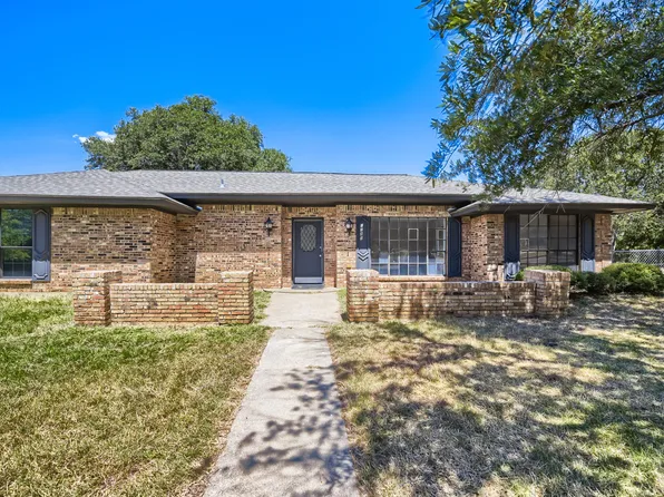 2185 Jana Ln, Burleson, TX 76028