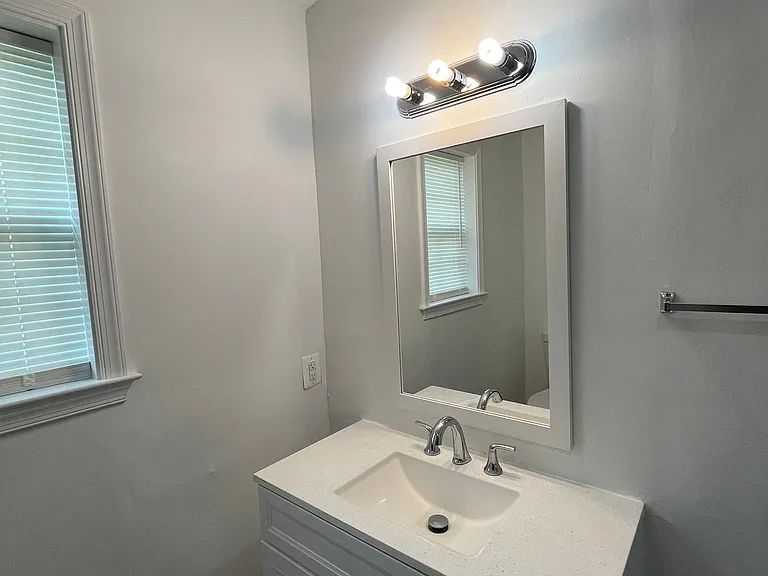 16138 Waterford Creek Cir #B — Photo 10
