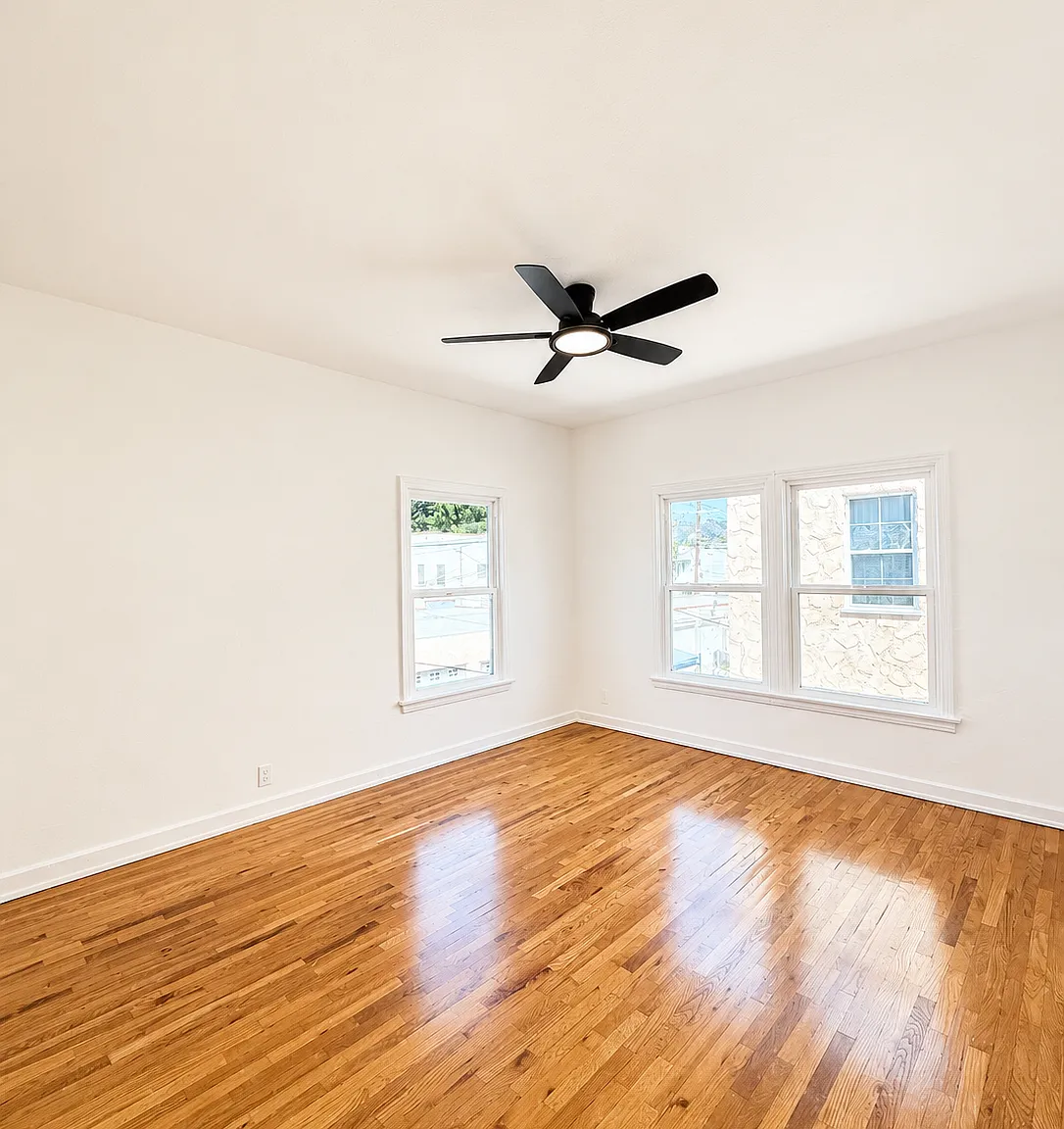 2 bed, 1086 sqft, $3,595 — Photo 4